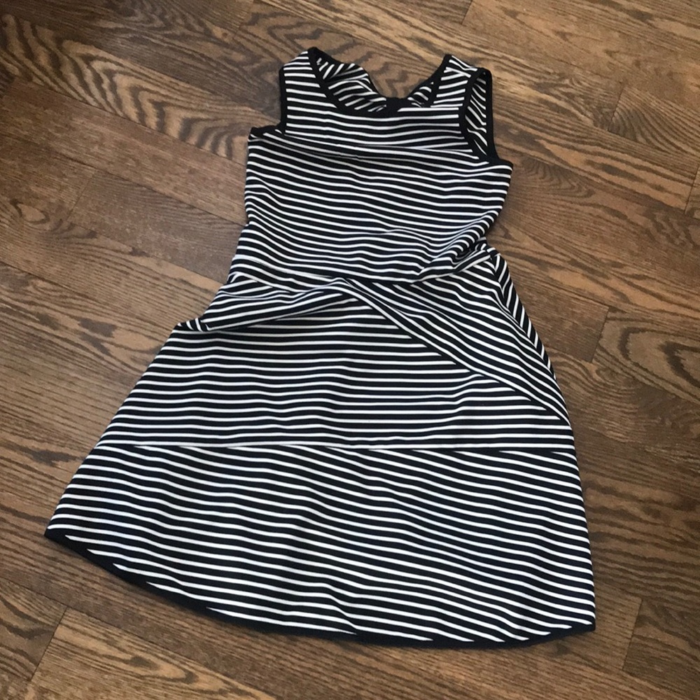 🛍Like new. Emily West girls dress. Perfect cond.